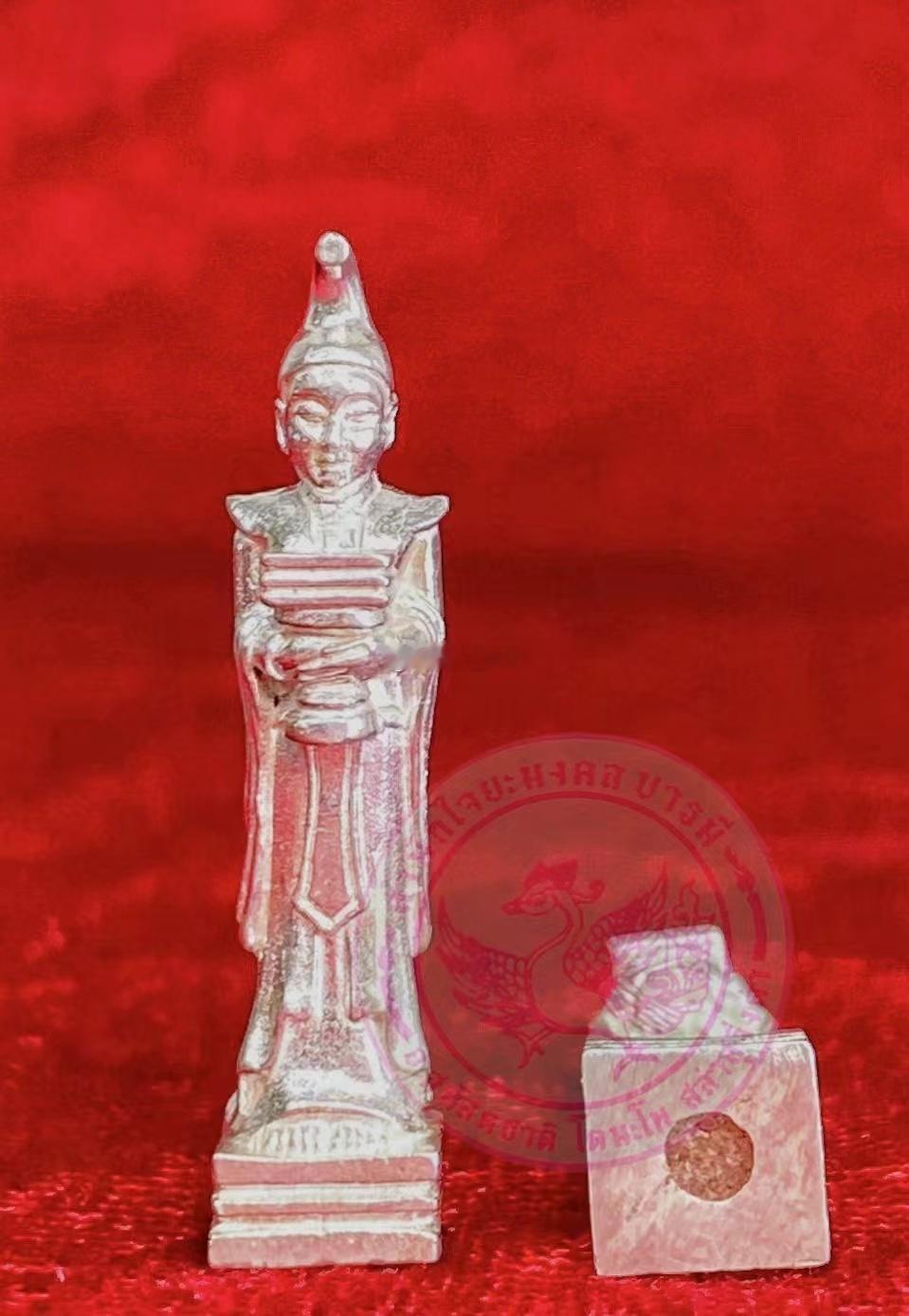 古巴API哇‮有所‬徒弟中修习“帕‮苏咩‬拉萨迪”最‮整完‬也是最‮害厉‬的一位
