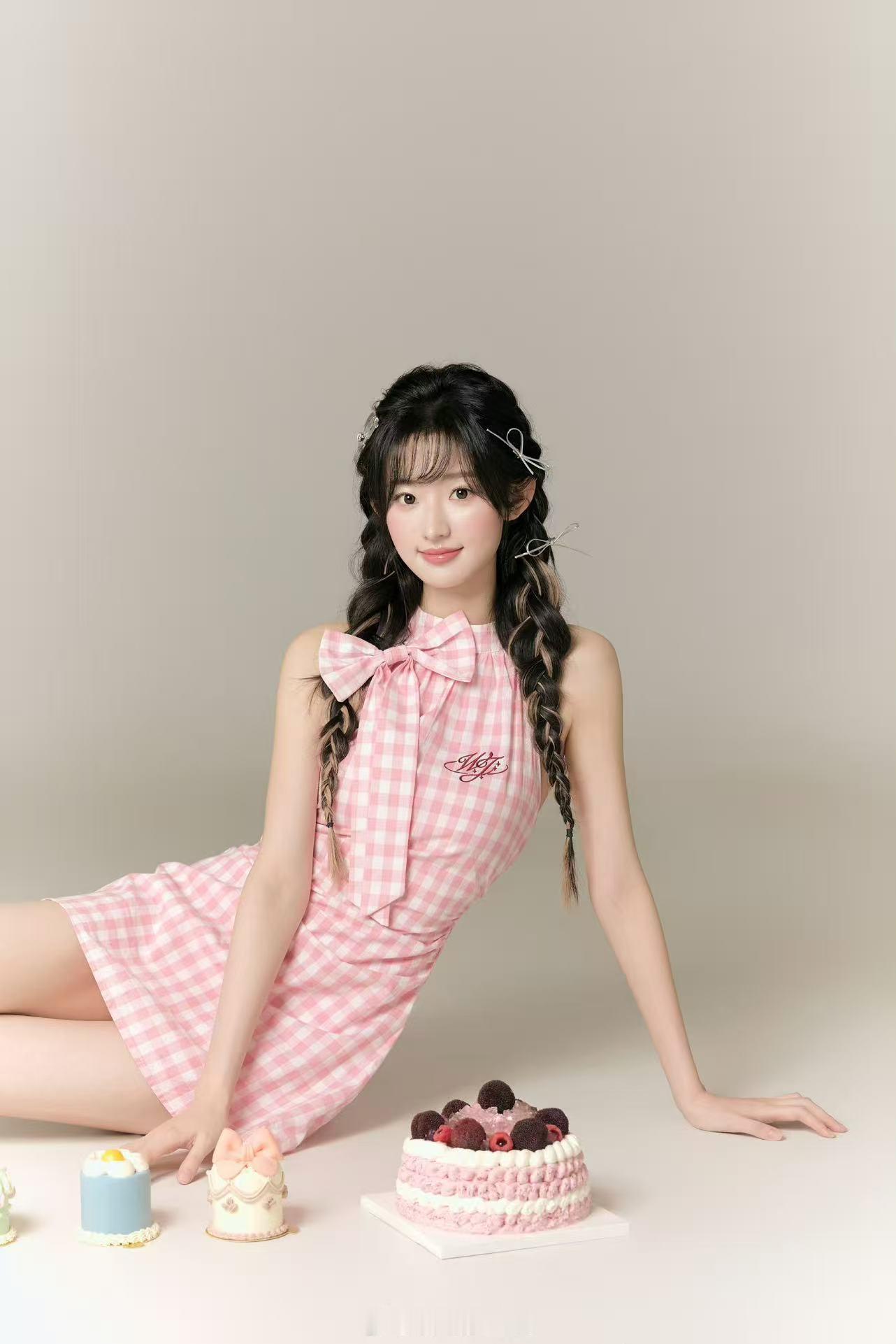 杨雨潼的叠词像线面开始繁殖甜到齁的叠词文学！杨雨潼的软称从剧组传到粉丝圈，像线