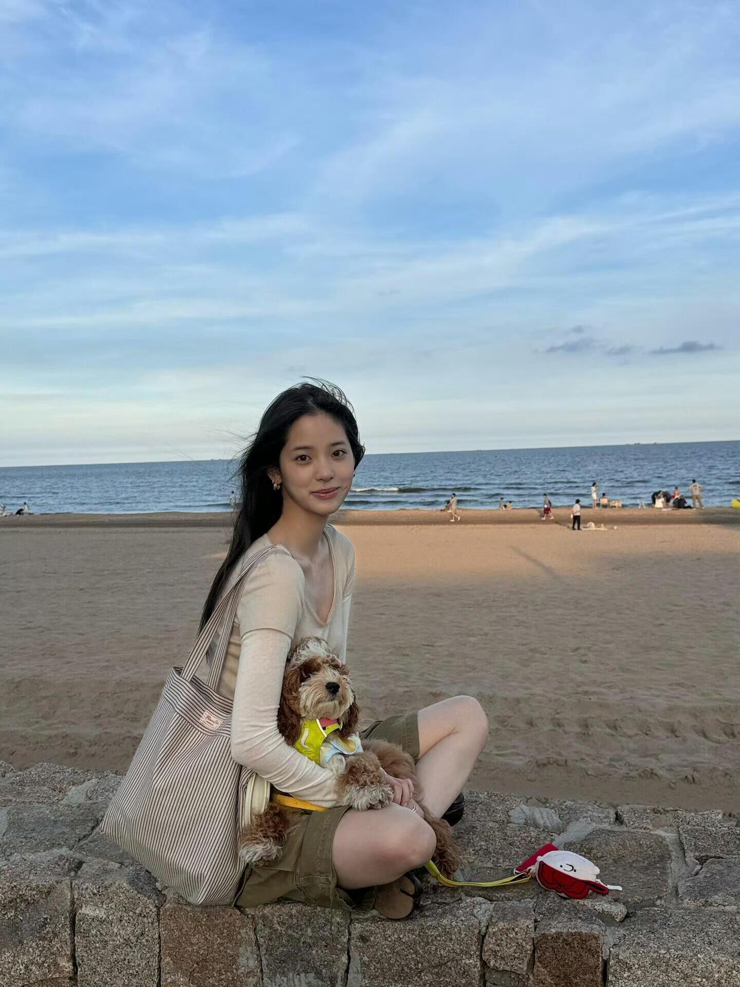 欧阳娜娜的审美真的在内娱是独一份的​​​