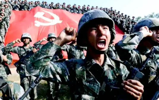 中国军队有多强，在世界能排第几？就这么说吧，全球第一的美国，只需要消灭海军和空军