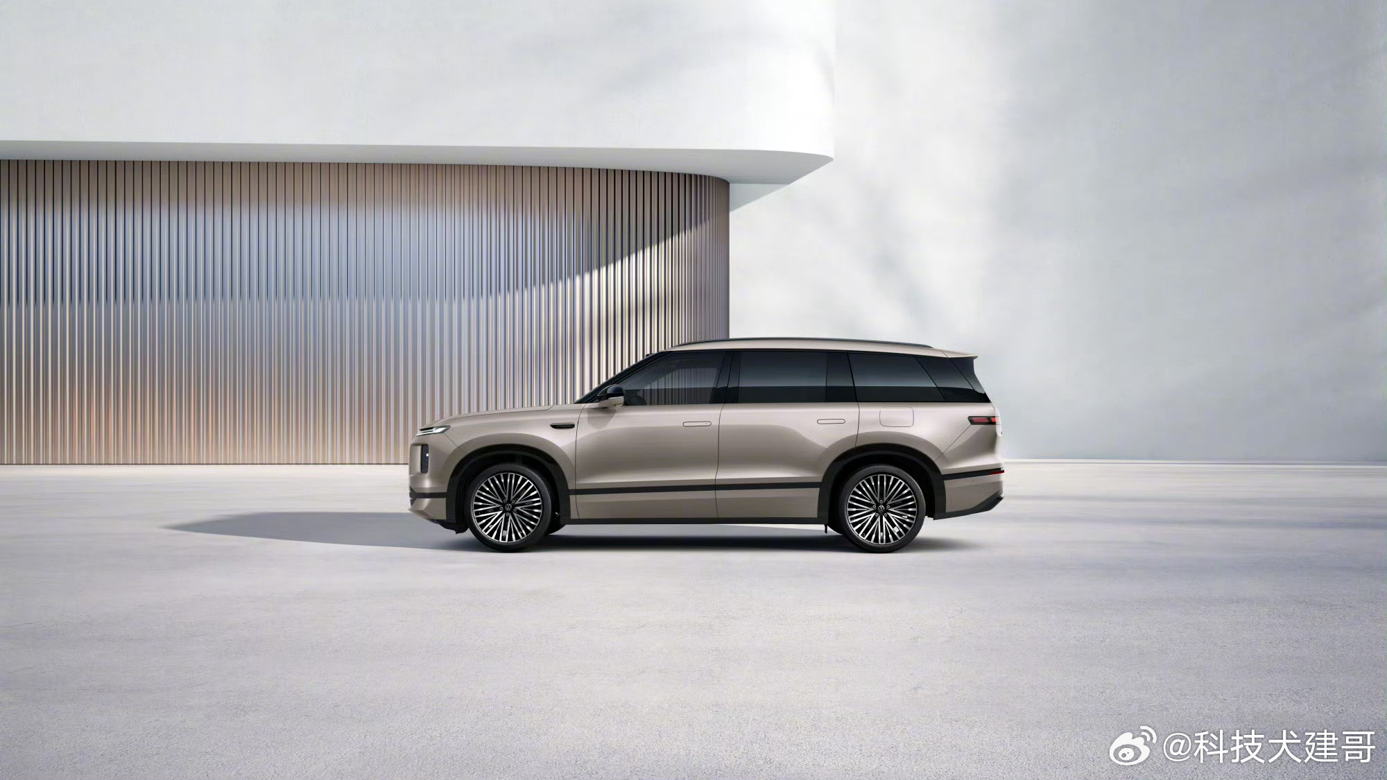 大众9X是增程车的终极答案吗大众9X（ID.ERA9X）今天刚开启预售，32.