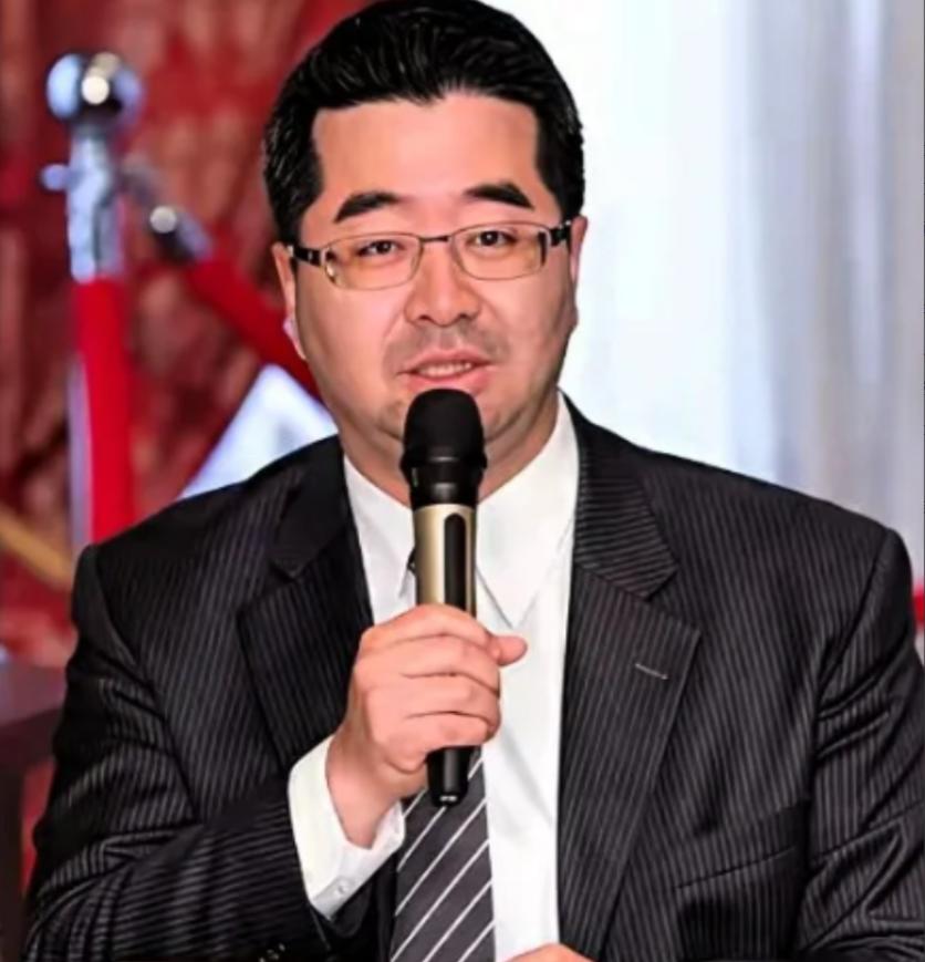 国民党访陆“伸手要钱”？这脸皮是真厚！2月2号萧旭岑要带队来大陆了，还没进门呢，