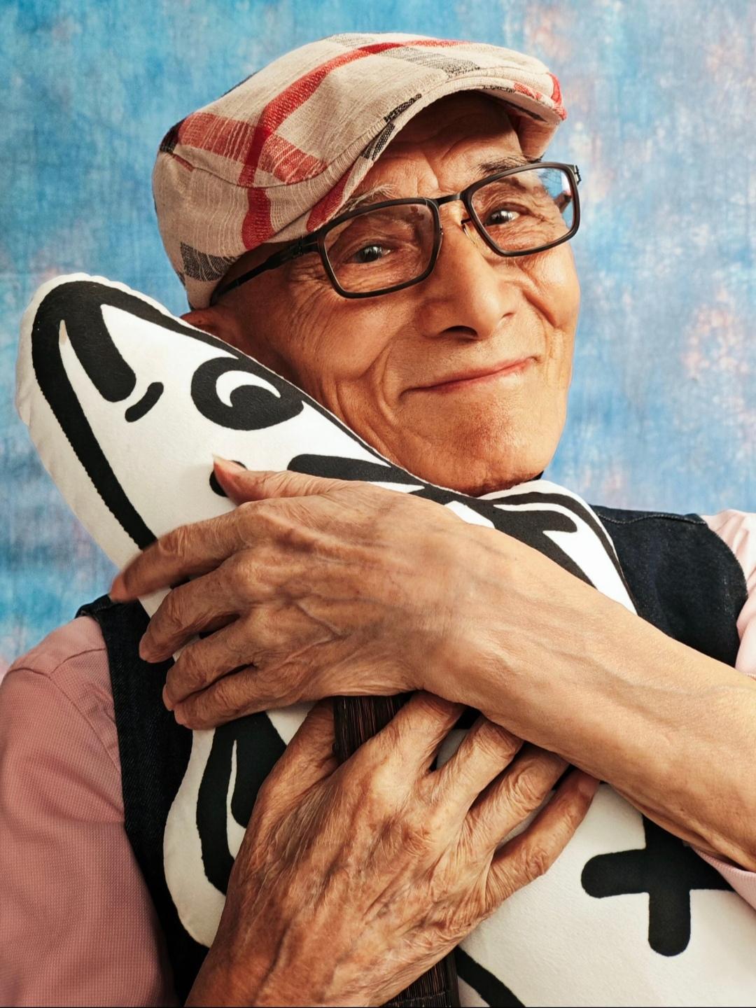游本昌去世了，这事其实早有预兆，游本昌在生活上有三个习惯太伤身体了一是经