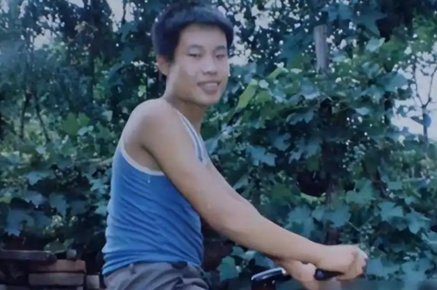1995年，21岁的聂树斌被枪决，他死前说，妈我没杀人，案子办得很快，几个月就判