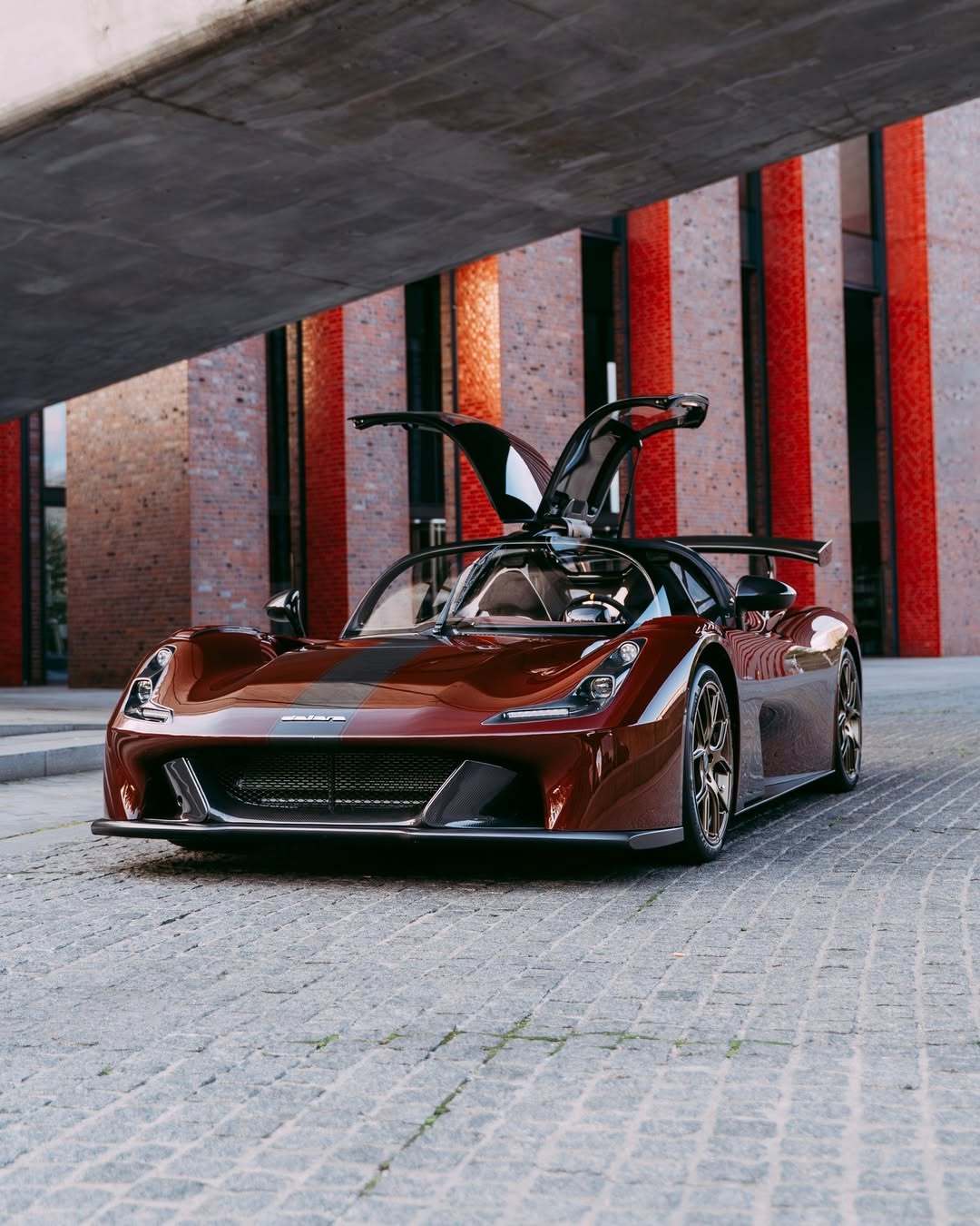LaSquadra​​​