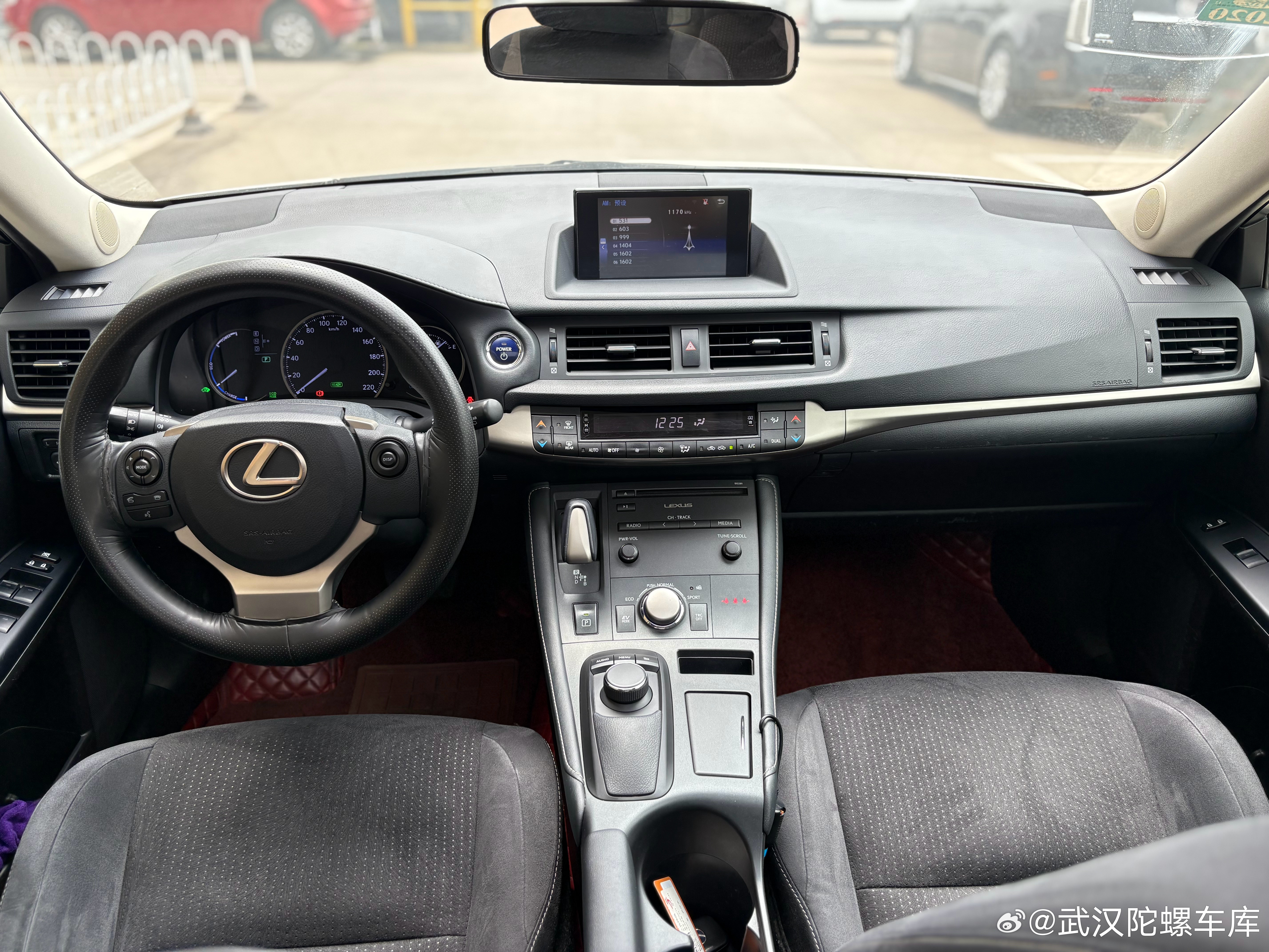 便宜16年底雷克萨斯CT200h舒适型一手到店实表13万多公里全程店保原版