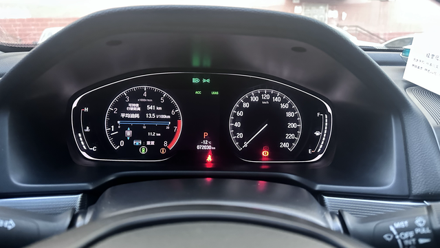 提问本田十代雅阁这个油耗表现纯市区油耗在加上冬季换了雪地胎加满油表显续航里程5