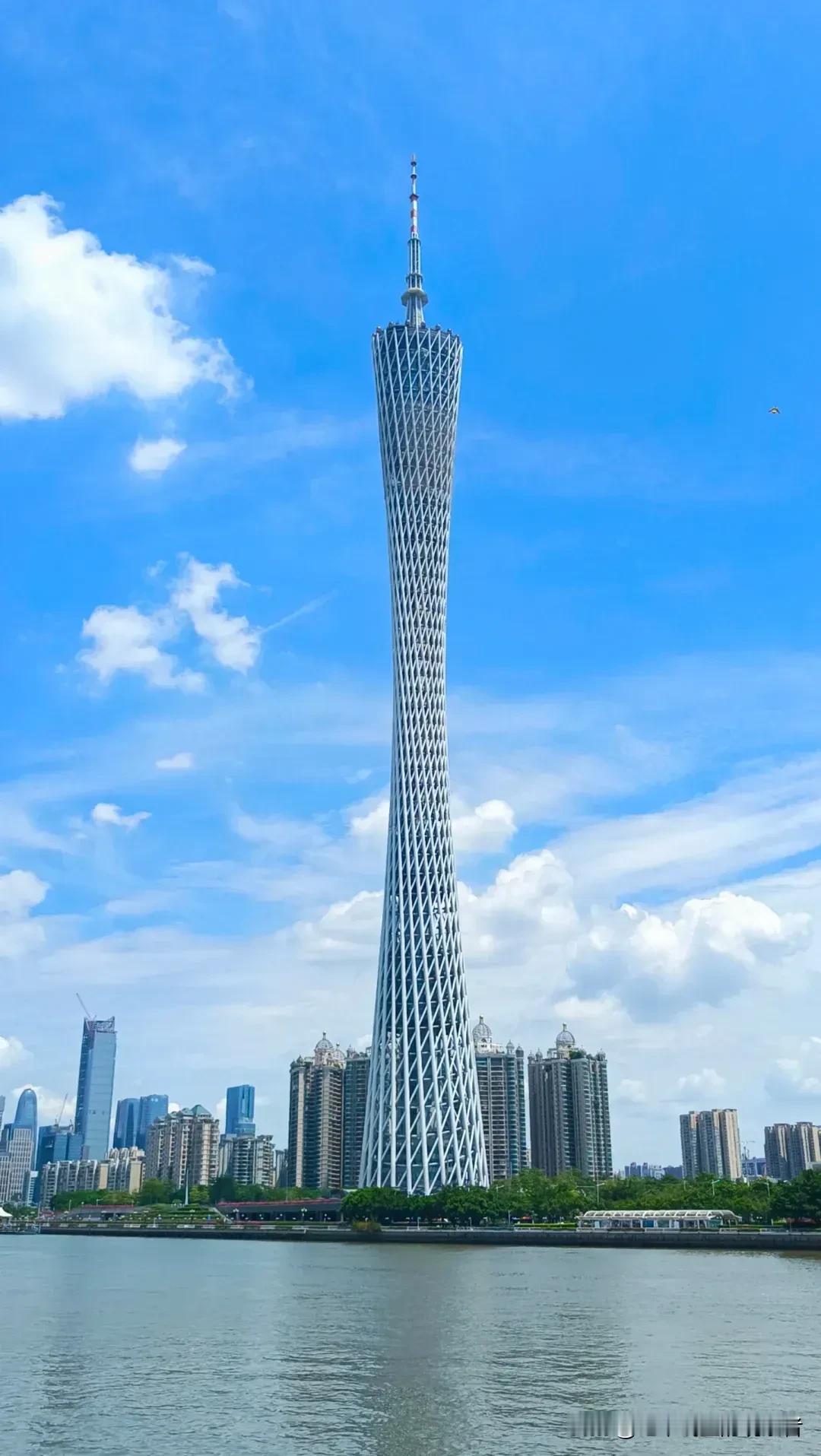 假若有一天，江苏经济总量真的就超越了广东近日，各省都纷纷公布了上半