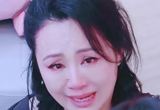 现在终于知道曹颖为什么在录制《浪姐》时对叶童说的那些话呢对叶童说：她去看中医