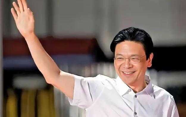 新加坡总理黄循财在瑞士达沃斯论坛突然莫名其妙地来了一句，出口芯片到“任何中国”都