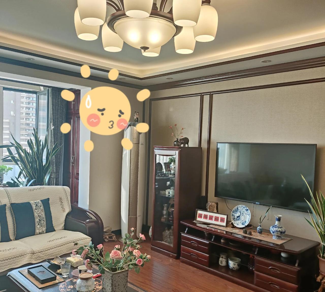 我现在住的房子是130平的高层，昨天我姐和姐夫来我家，我姐夫说我家房子举架有点低
