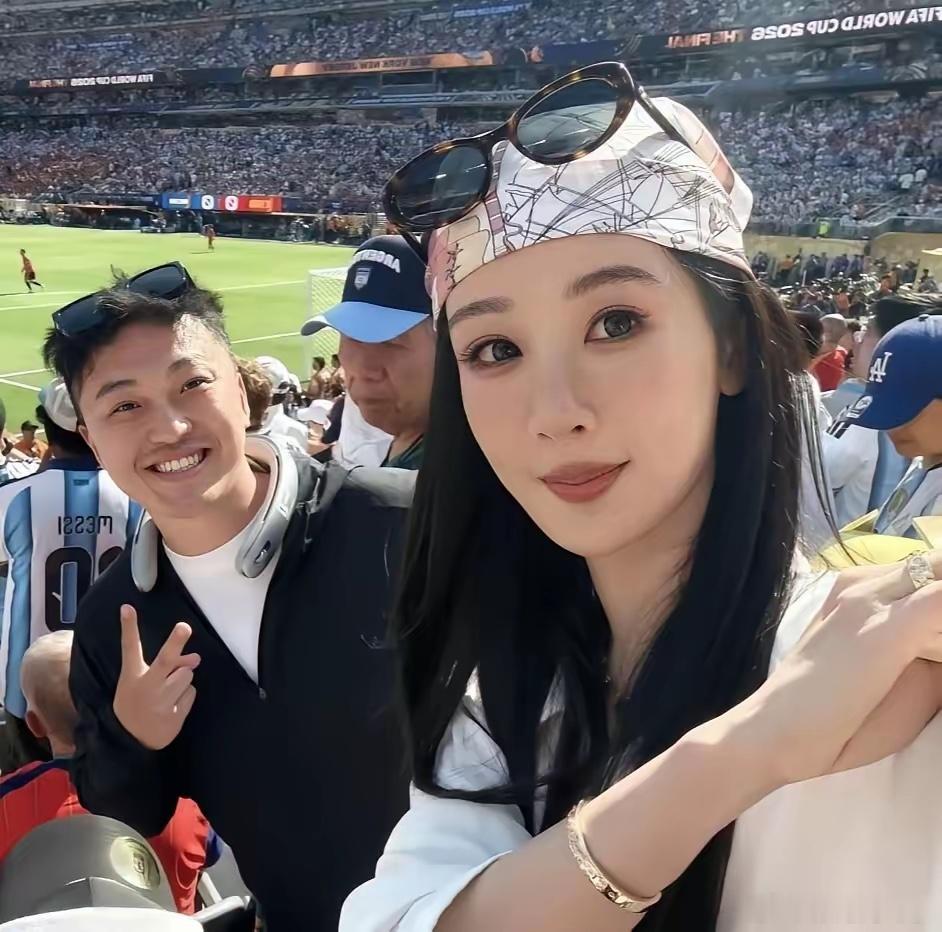 杨紫的妆造真是绝了！太适合她了！