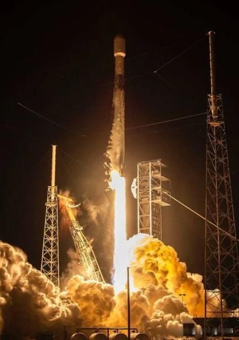 🛰🇰🇷韩国发射了其第五颗也是最后一颗侦察卫星，该卫星是根据“425计划”