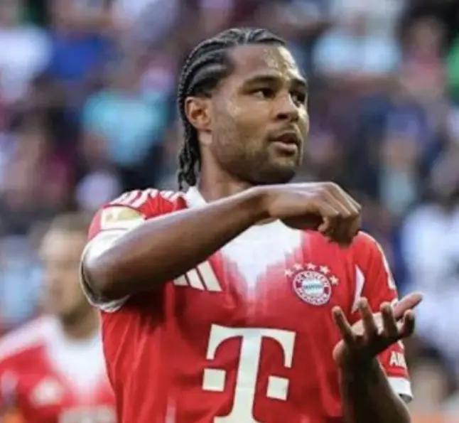 格纳布里因右大腿内收肌撕裂错过了世界杯！格纳布里在穆夏拉缺阵的时候，他来了状态