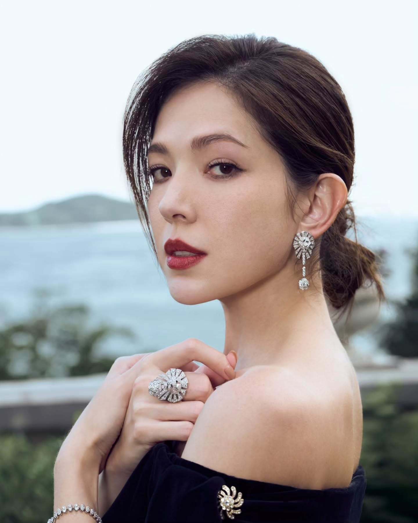 CHANEL近日在中国香港举办臻品珠宝“SIGNES&SYMBOLES”系列