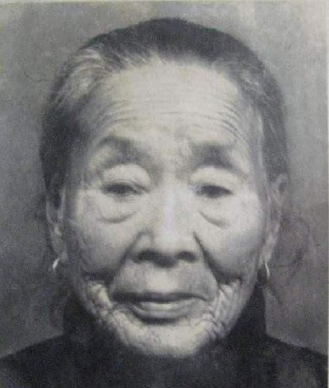 “戴笠情妇！”1949年，国民党美女特工张春莲，为了保命，隐姓埋名嫁给农民！30