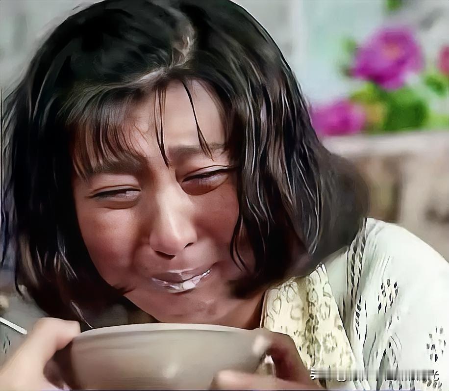 祸从口出一场“哭穷”弄出的闹剧，闫学晶处理的不能说差不太多吧，简直是一塌糊涂。