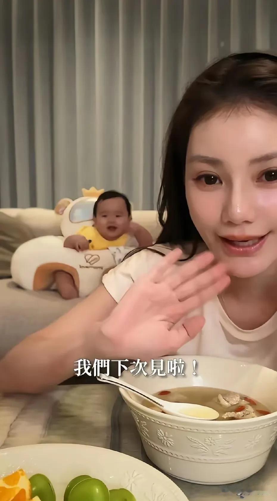 个人觉得这个中秋节马筱梅犯了一个错误不是不让奶奶战兰晒汪宝也不是不再网