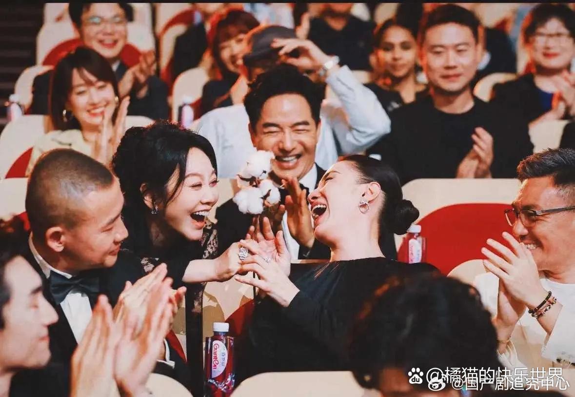 想知道这图哪位大神拍的！！真的太美好了