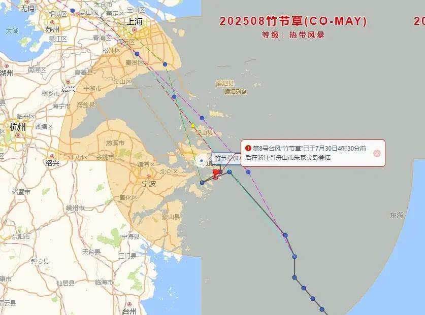 台风"竹节草"用行动证明，天气预报也会"翻车"！原本该乖乖听话的台风，结果绕着
