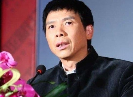 1997年，冯小刚把王朔的小说，改编成电影《甲方乙方》，票房高达3600w，作为