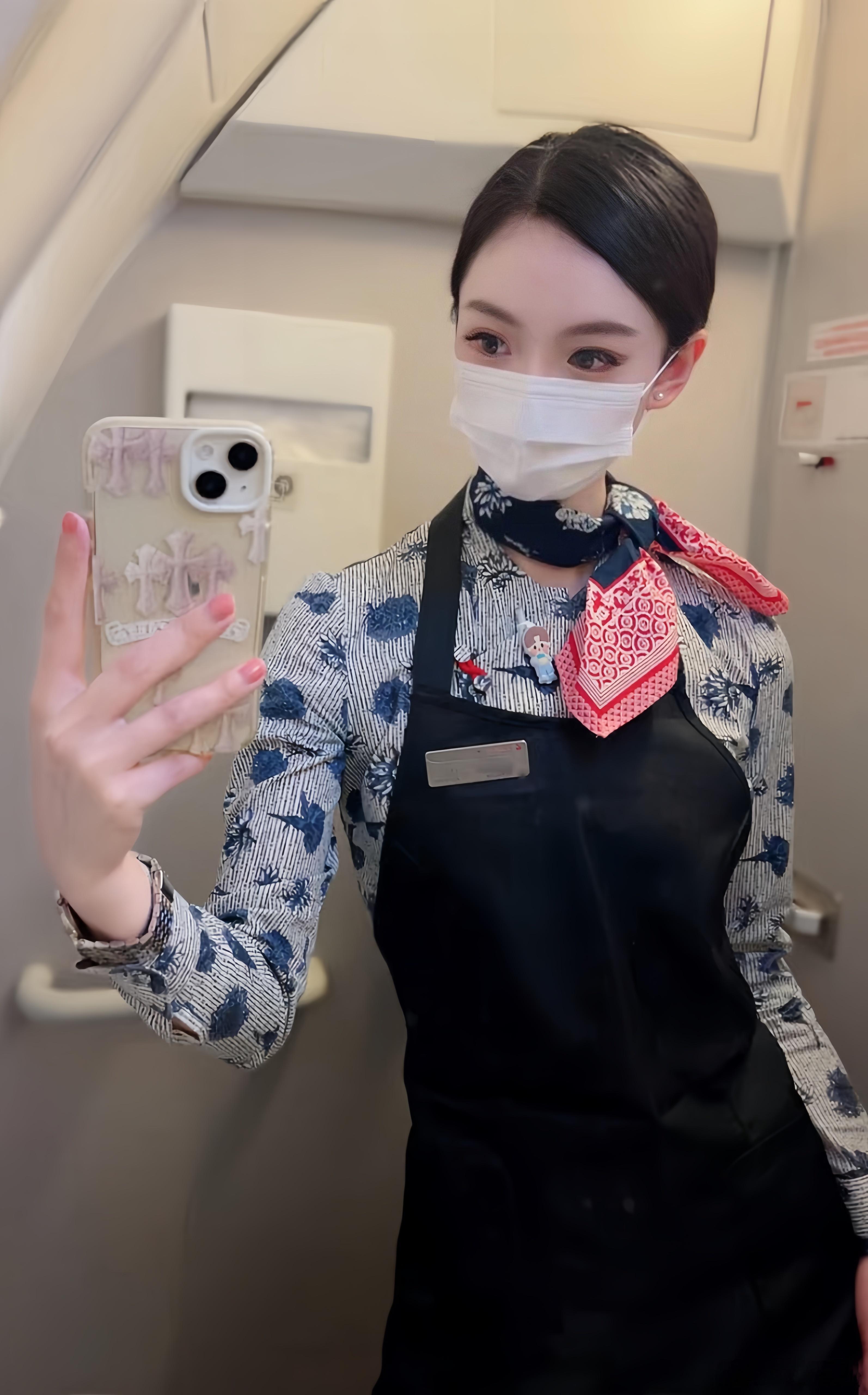 东航空姐，最美的空姐。​​​