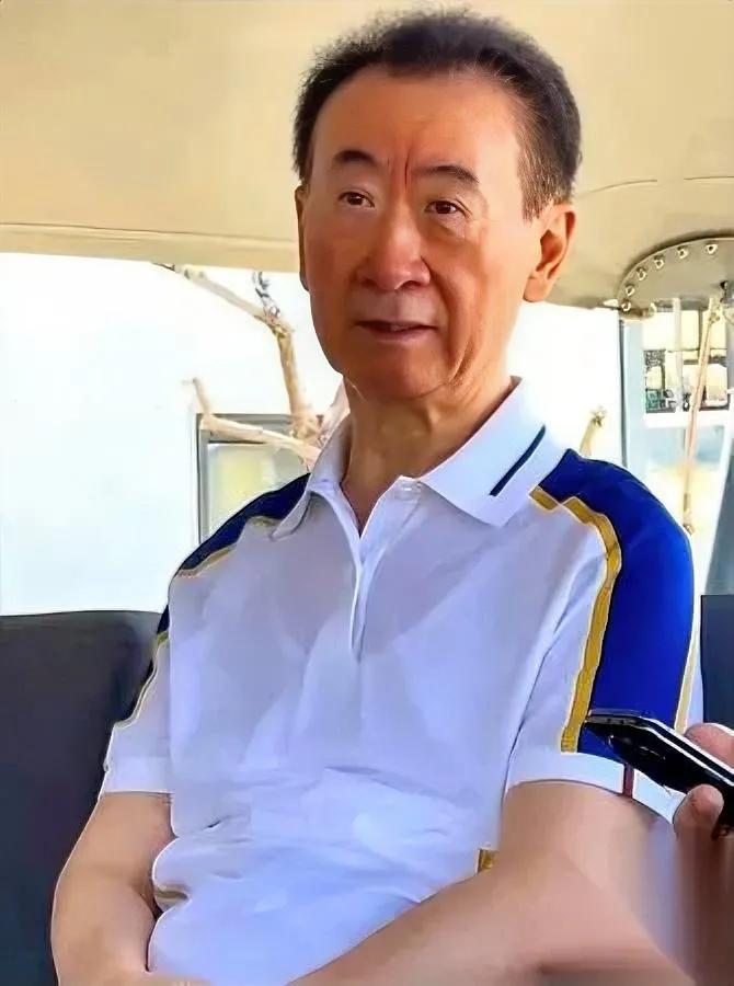 说起王健林你还记得啥？前阵子他的旧闻翻出来，我算是把成年人的社交潜规则看