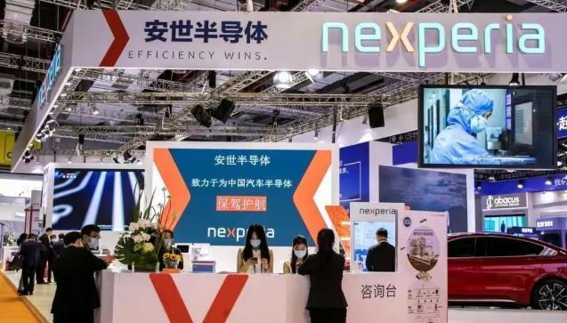 真讲契约精神？我信了你的邪。西方在讲契约精神时，总爱拿耶鲁大学那张377年前的