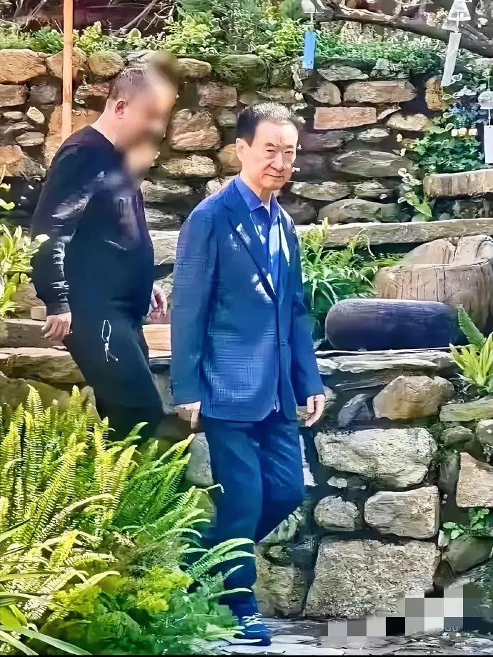 大家都别同情王健林了！原因有三，一，都别低估了王健林的还债能力！王健林有全