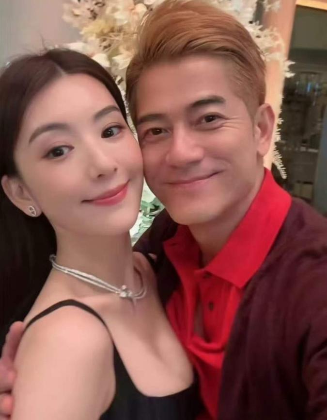 内娱男星都爱找网红？真相不是拜金，是成年人的清醒选择林俊杰与七七、周杰伦与昆凌、