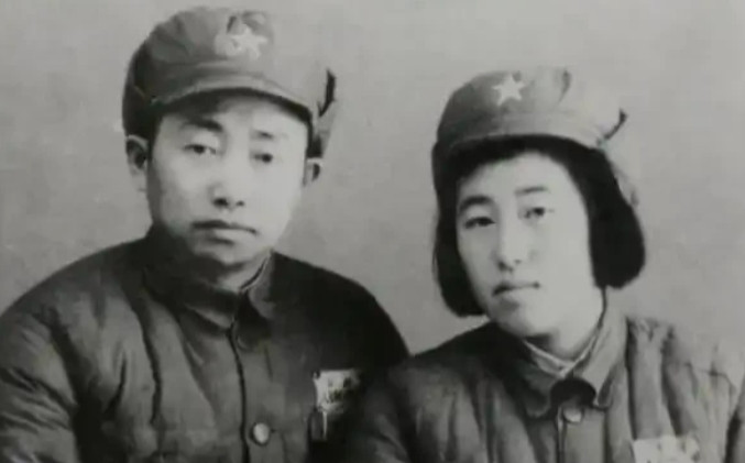 1978年，开国上将彭绍辉病逝，妻子张纬却发现遗体不对劲，当即向中央提出：解剖我