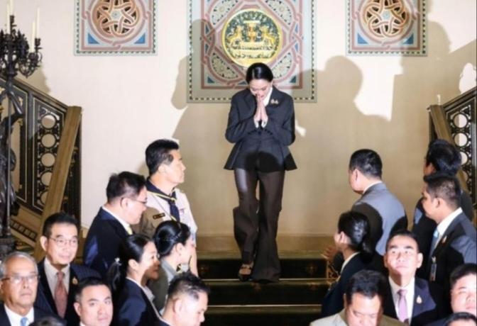 泰国为泰党“去他信化”布局大选，泰国政坛格局迎新变化。泰国为泰党近期动作频
