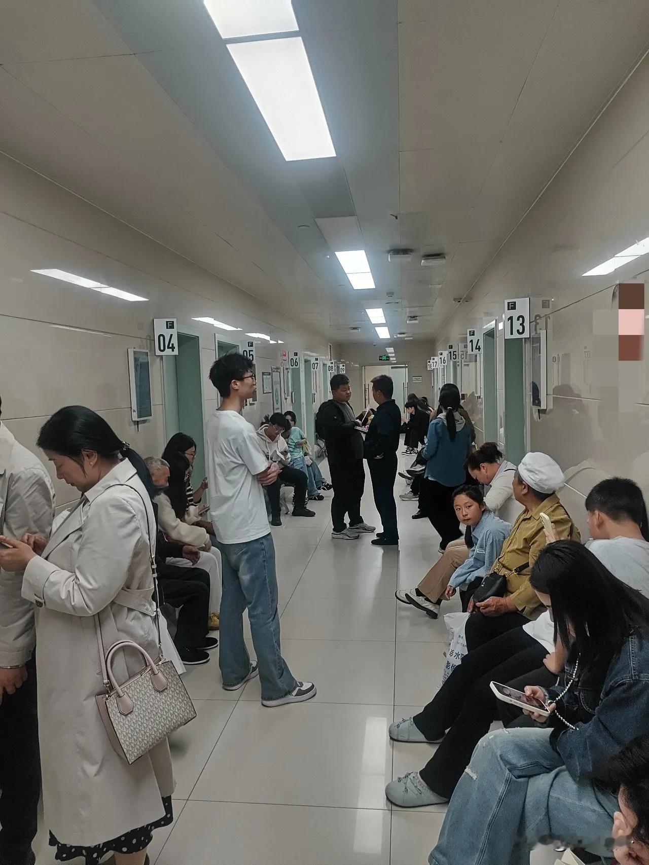 医院出台新规，彻底改变了医生外出飞刀手术的结算方式，直接堵死了长期存在的灰色操作