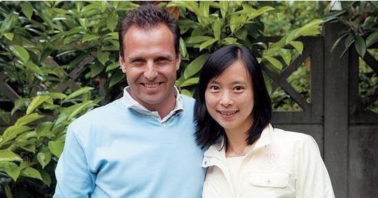 “你身高太矮，被开除了！”1999年，皮红艳拿到世界冠军被国家队开除，4年后入法