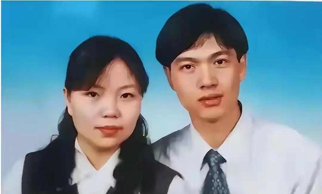 “看哭全网”！河北石家庄，一38岁女子，辛苦6年，供丈夫读书成为教授，刚盼来好日