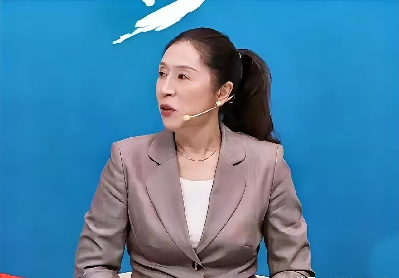 比中国女篮输给法国更难受的是，这场对阵法国的比赛，赛前大部分人并不看好我们能取胜