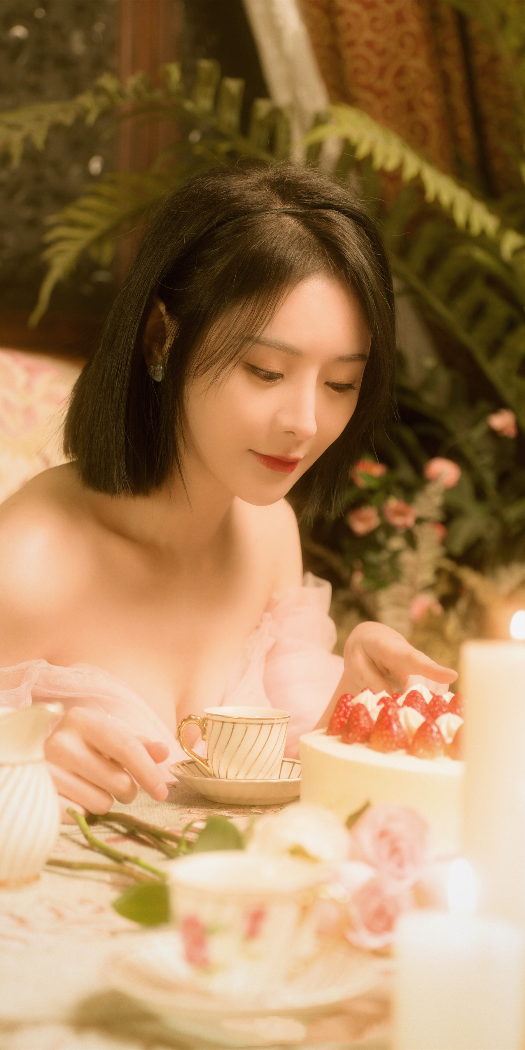 莫寒壁纸精选：轻盈纱裙，柔美怡人。莫寒