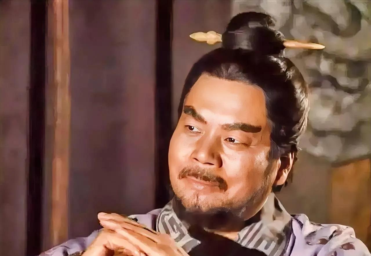 为什么关羽一定要杀死庞德？感化不行吗？因为他没选择。庞德求死。建安二十年