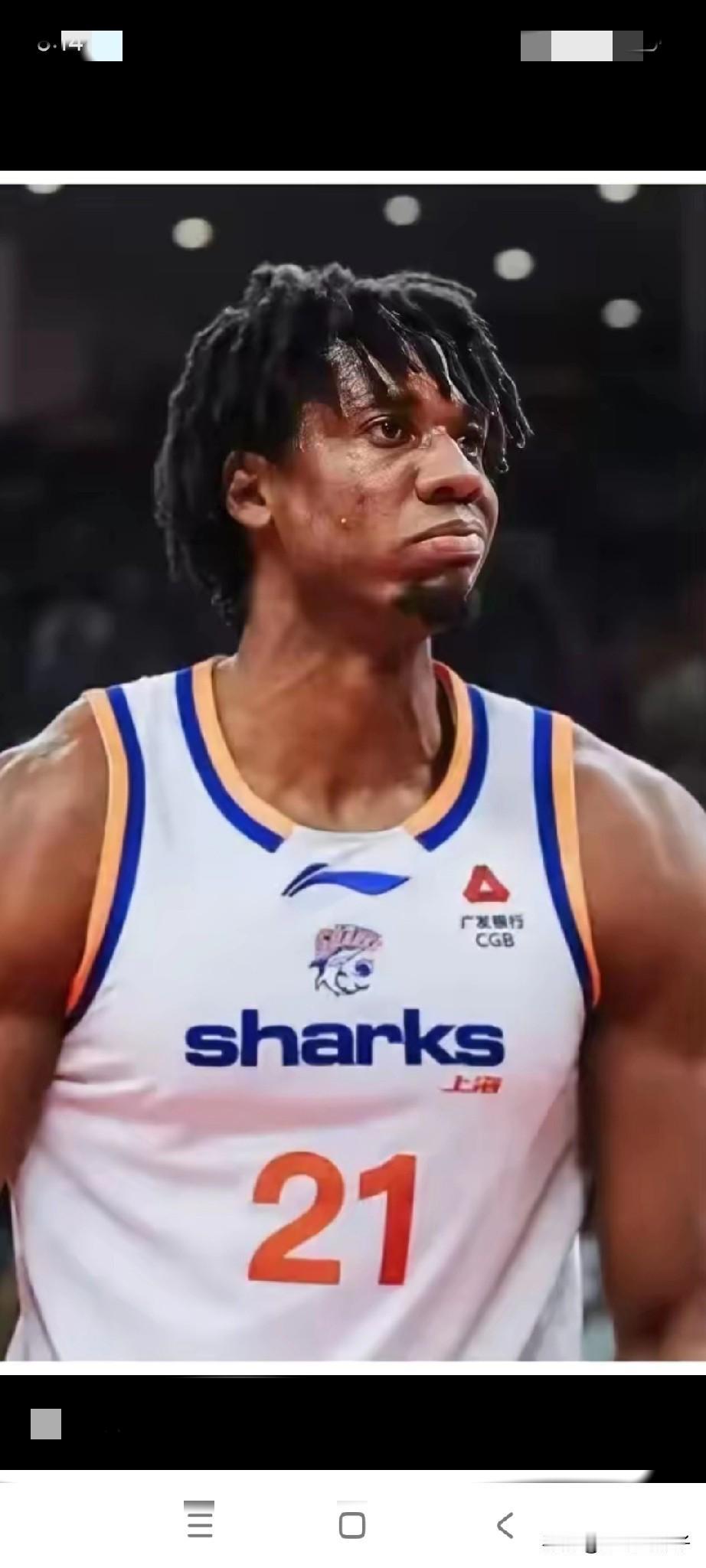 杜峰彻底慌了，饥不择食或许签下上赛季的救命稻草～吉伦诺特。这赛季，广东男篮吃尽了