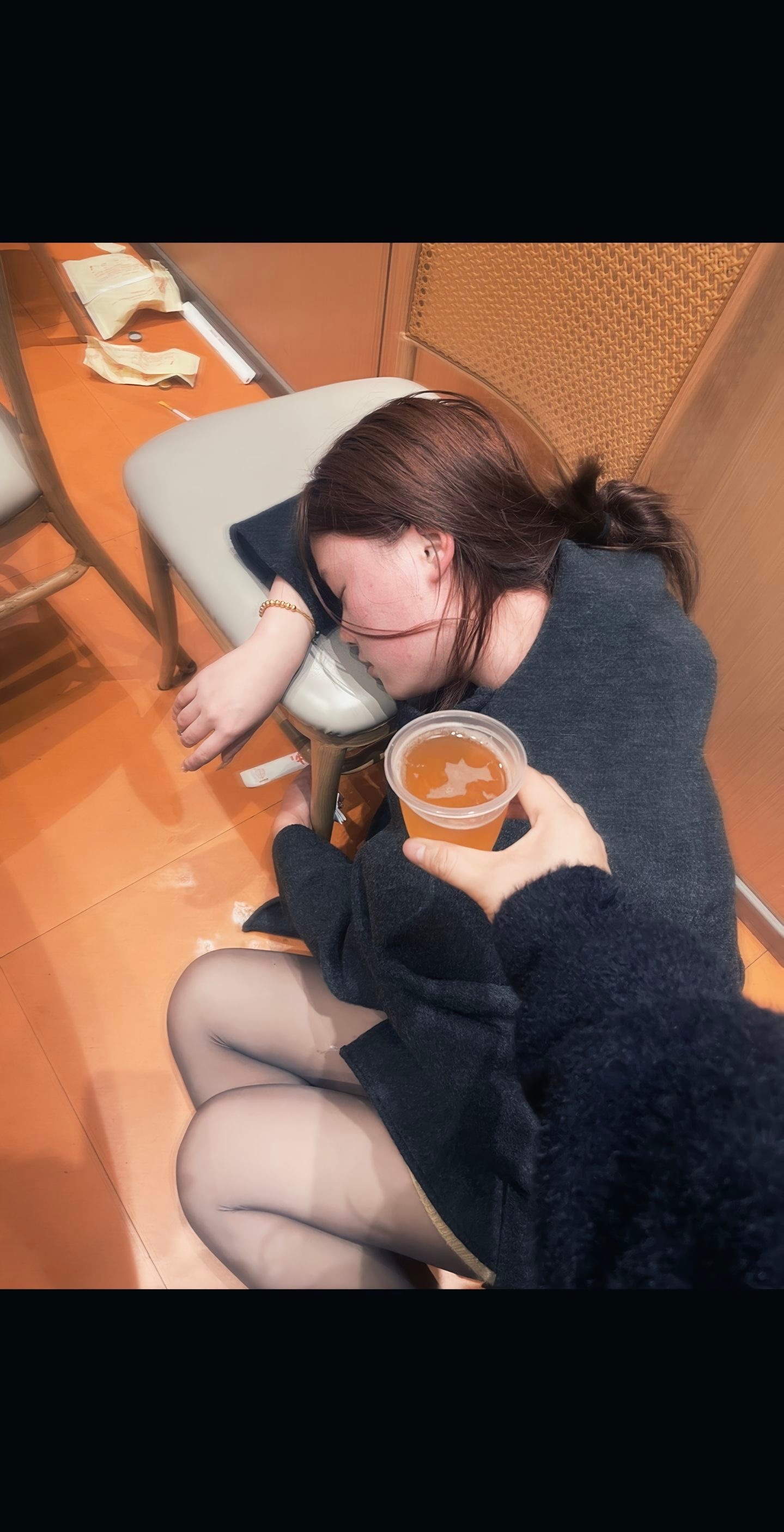 怎么了又喝不下了？