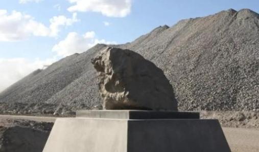 什么叫天佑中华？ 中国缺油、缺气、缺铜、缺铁，偏偏就是不缺能拿捏世界各国的稀