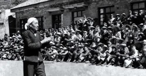 1986年，陈永贵病逝，大寨搭了灵棚，昔阳县领导：不拆，就不去祭奠，在得知此事后