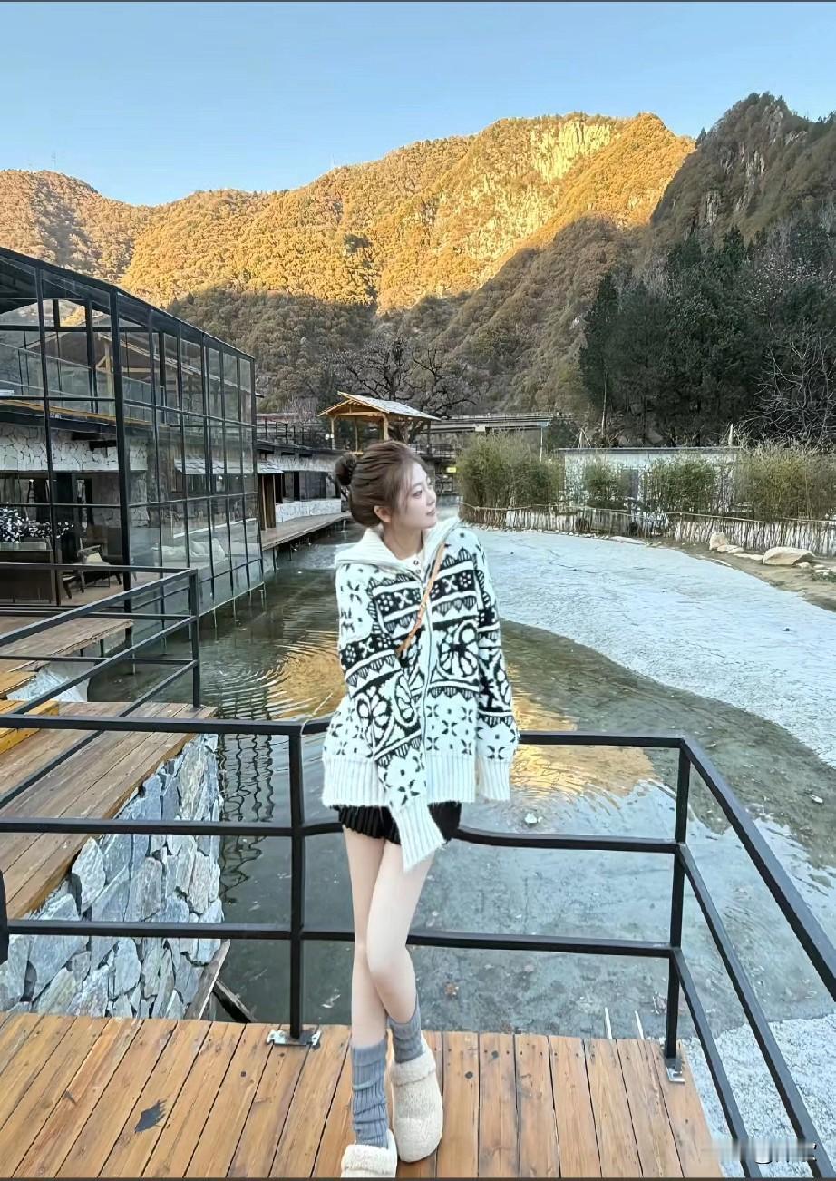 加油，还有一个月，这一年就白费了一年期的自己苦撑了一年又年下一年会好的一年