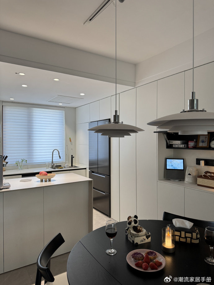 又一套半敞开厨房，4-6平米的可以参考..家居设计家居