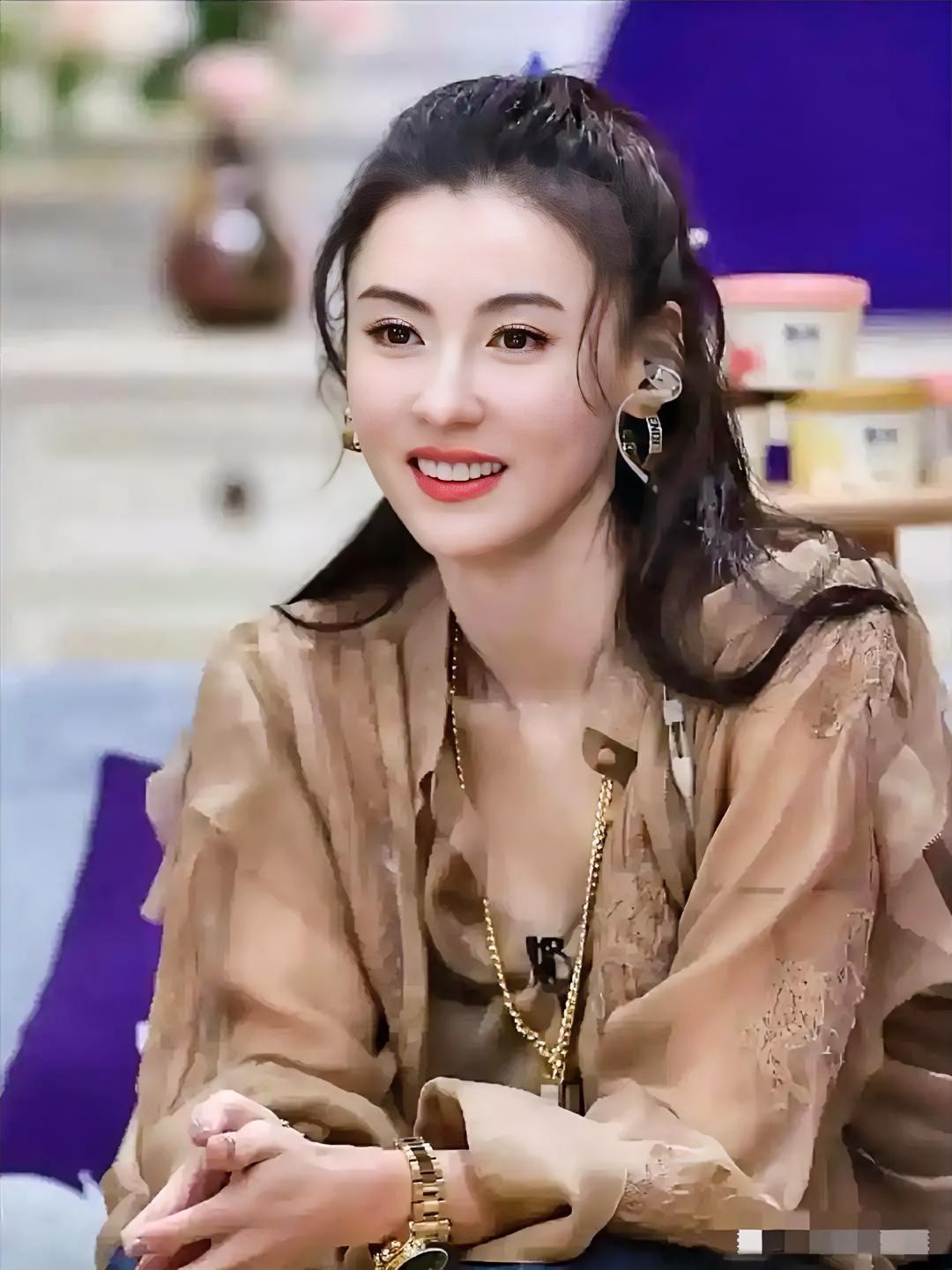 家人们，一觉醒来，张柏芝儿子被剑桥预录这事儿又爆了新瓜！本来晒出喜讯，全网