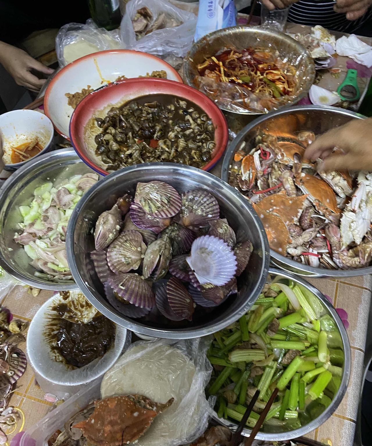是不是当父母的都期盼儿女回家给自己过生日，老公昨天过生日，前几天就跟儿媳妇她们