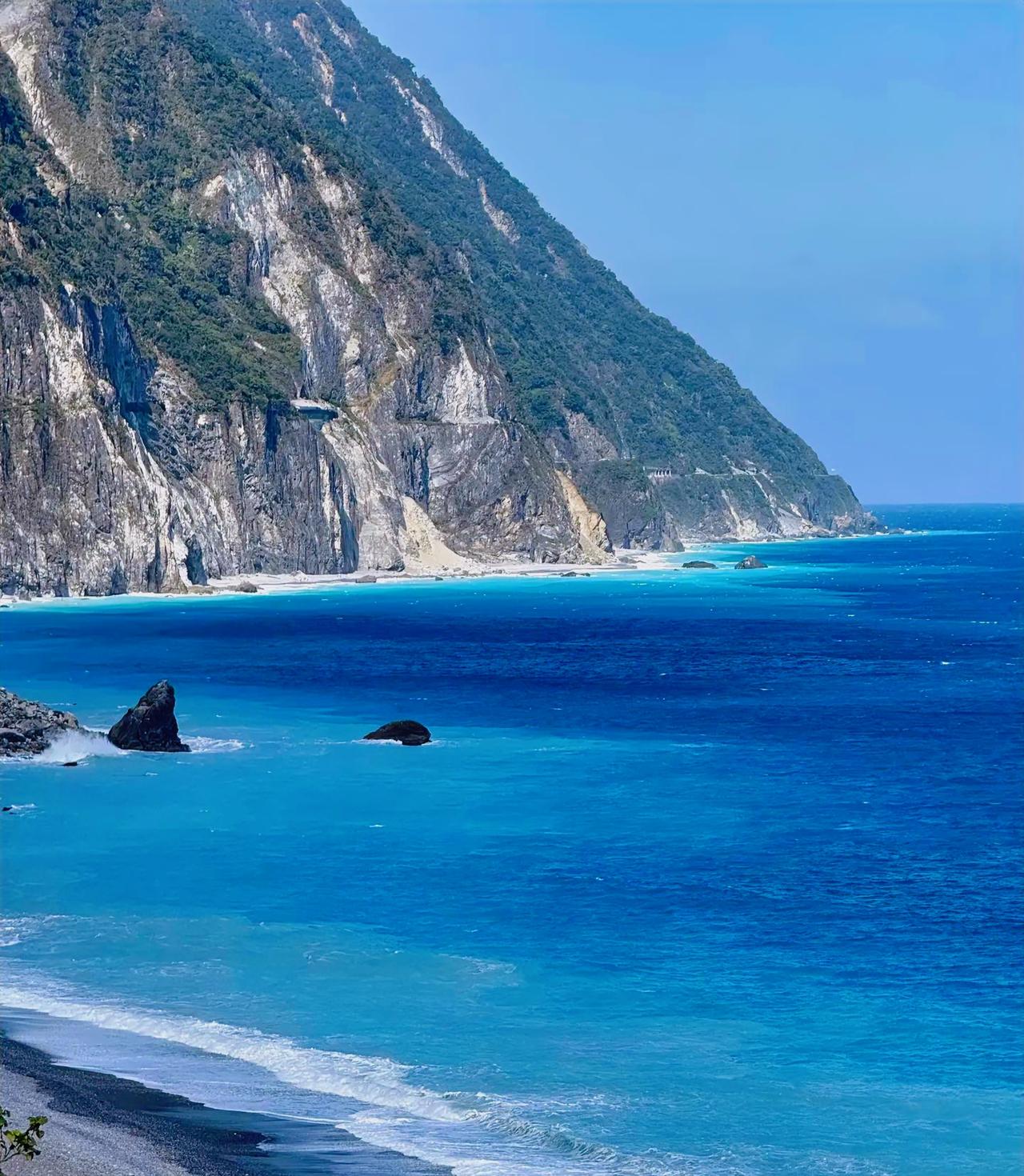 成功的男人背后都有一位智慧的妻子。。女人是桃花，也是财，一定要多跟异性接触，不是