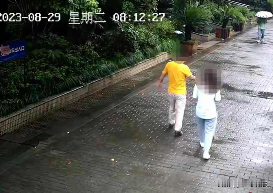 “没底线了！”浙江湖州，一60岁针灸师以理疗为名邀请18岁女护士到他家里，强行和