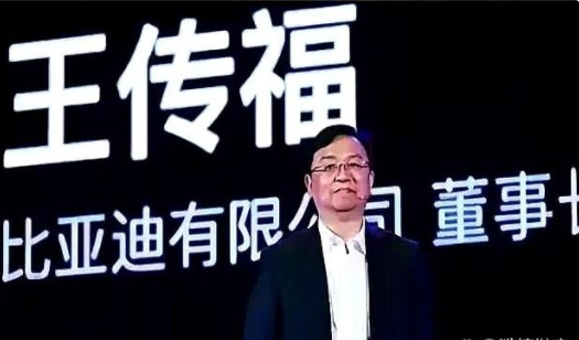 比亚迪连续三年得罪用户：第1次是因为秦一次降到7.98万，三年给我白省了。