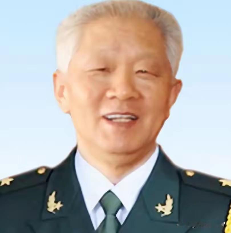 1981年华国锋退居二线，按制度秘书必须调离，他却坚守四十余年不离不弃19